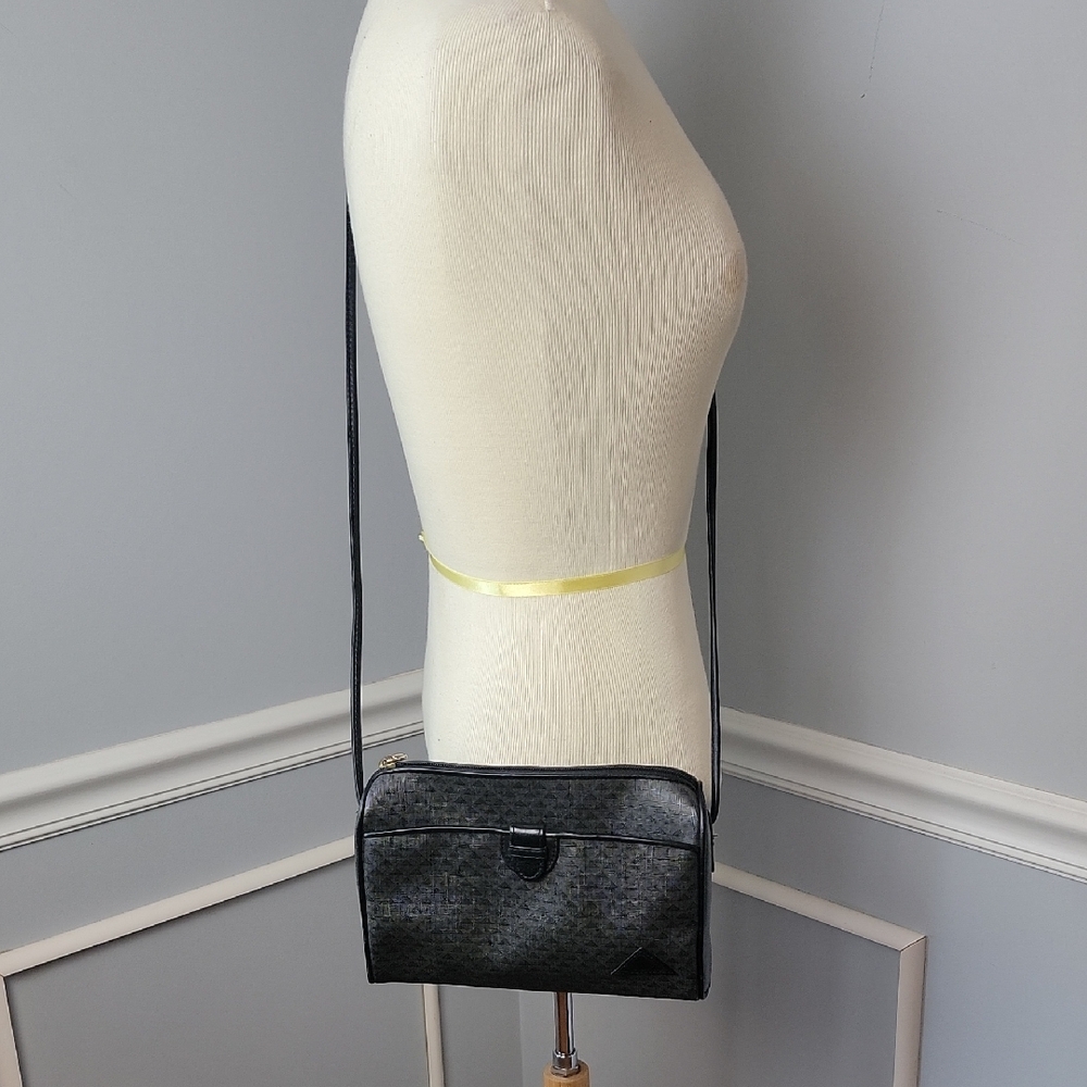 LIZ CLAIBORNE VTG Gray Black Coated Canvas Triangle Logo 80s Convertible Bag